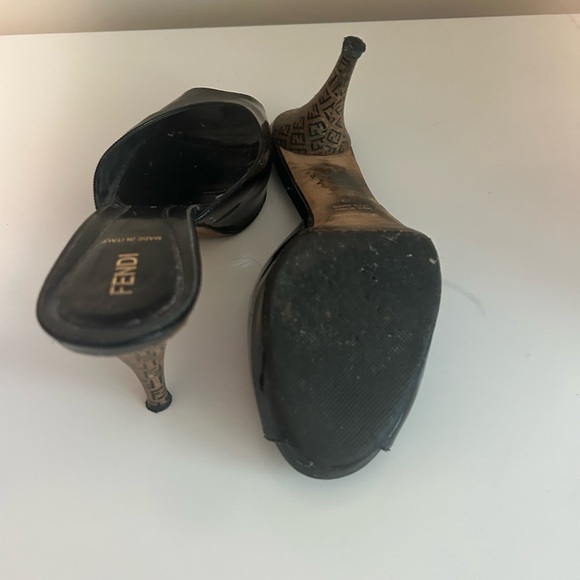 Fendi Black Patent Leather Mules - Picture 4 of 4